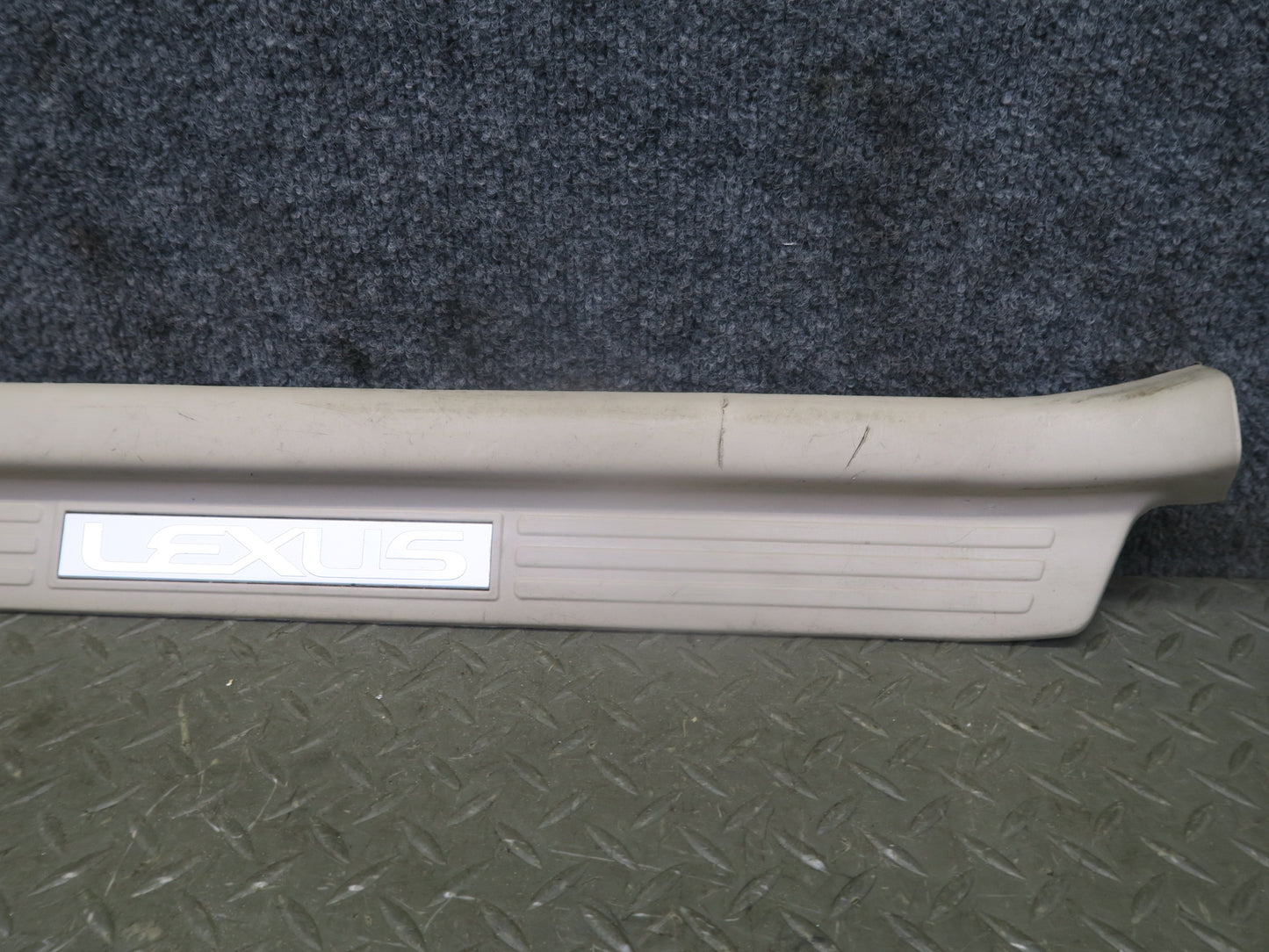 2003-2007 Lexus UZJ100L LX470 Front Door Scuff Sill Plate Trim Set of 2
