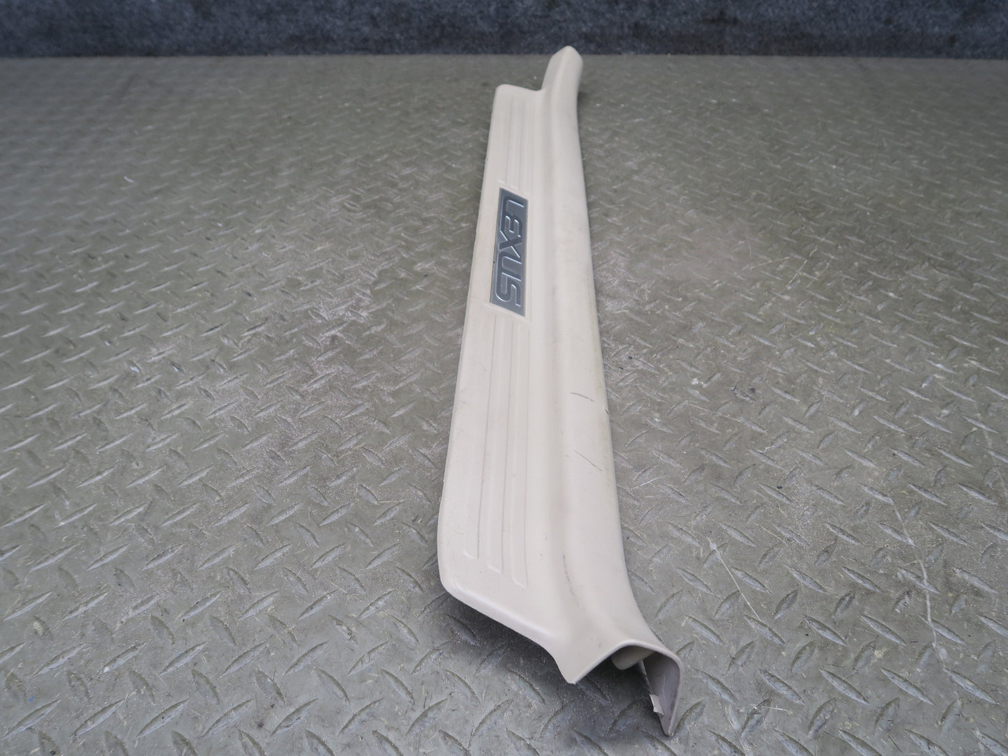2003-2007 Lexus UZJ100L LX470 Front Door Scuff Sill Plate Trim Set of 2