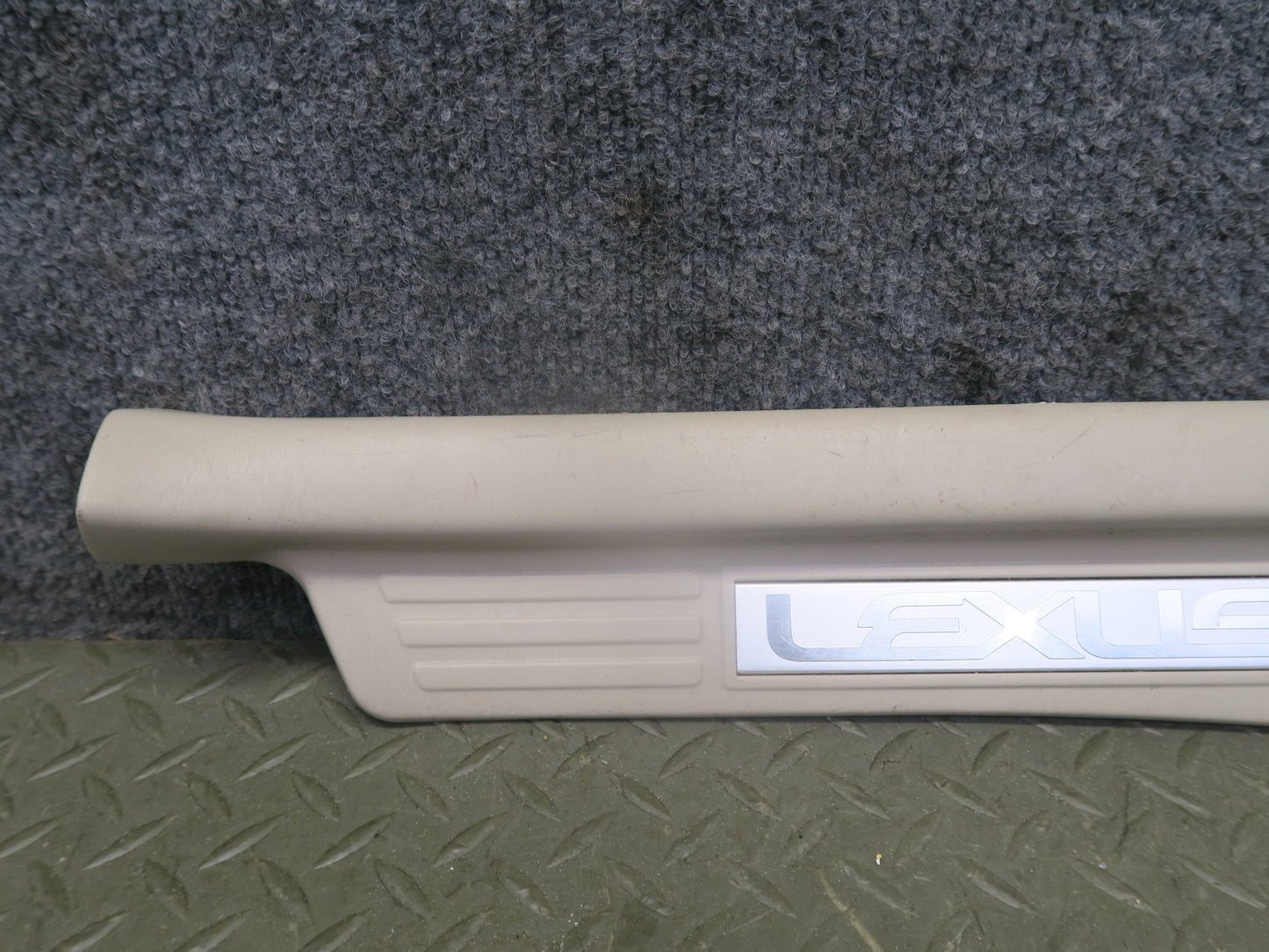 2003-2007 Lexus UZJ100L LX470 Rear Door Scuff Sill Plate Trim Set of 2