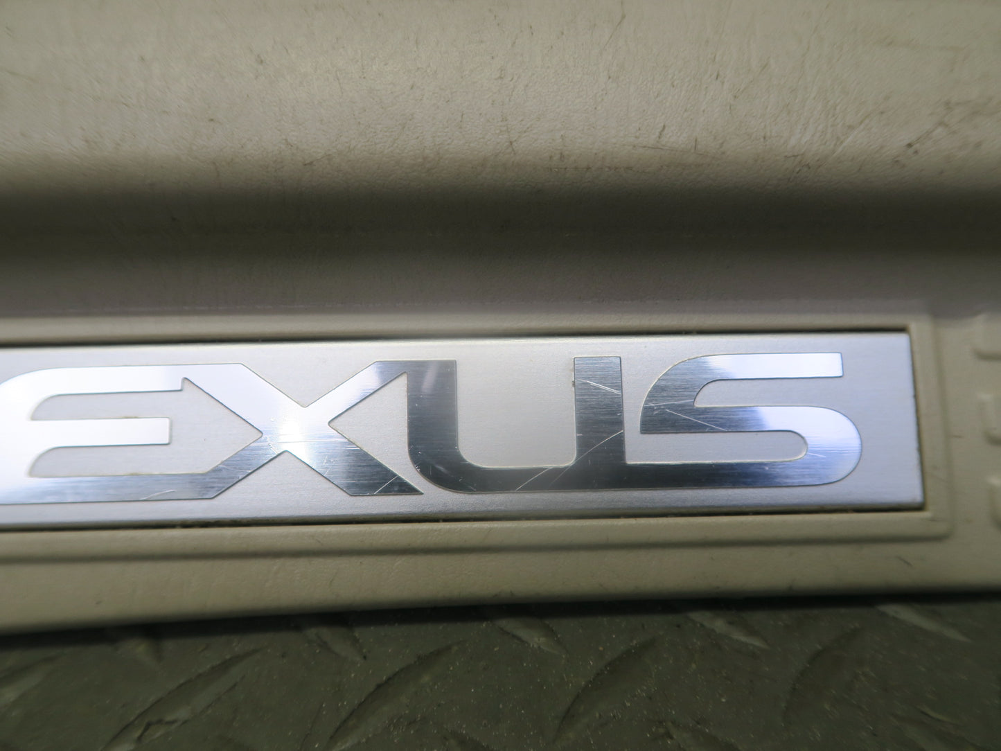 2003-2007 Lexus UZJ100L LX470 Rear Door Scuff Sill Plate Trim Set of 2