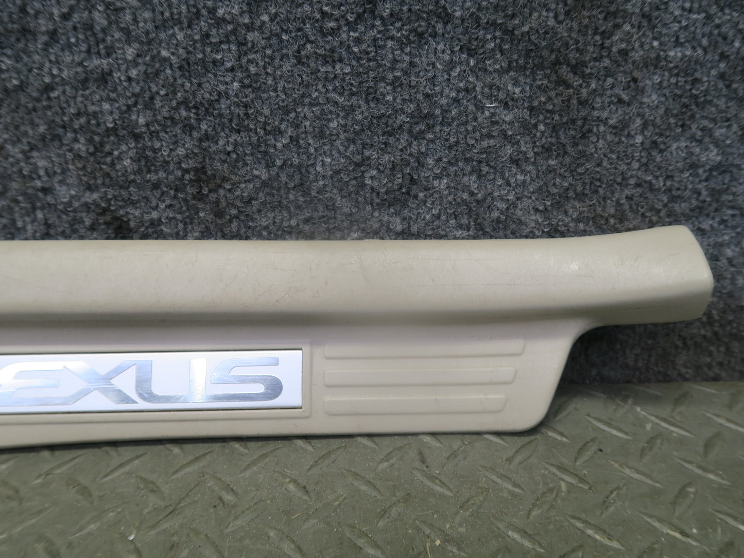 2003-2007 Lexus UZJ100L LX470 Rear Door Scuff Sill Plate Trim Set of 2