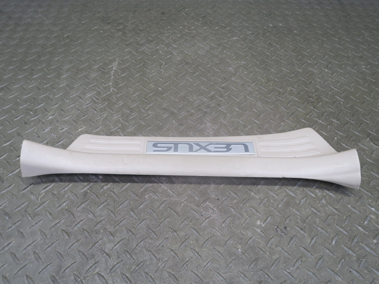 2003-2007 Lexus UZJ100L LX470 Rear Door Scuff Sill Plate Trim Set of 2