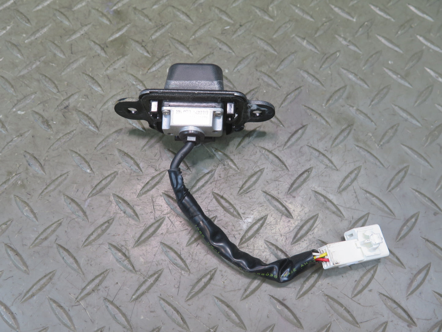 04-06 Lexus UCF30L LS430 Rear View Back UP Parking Camera 86790-50010 OEM