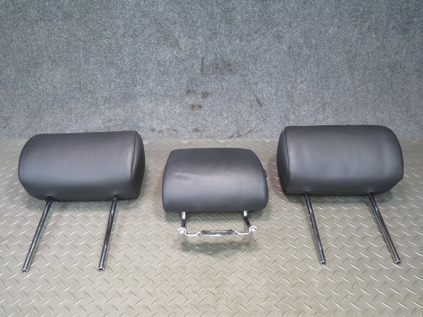 04-06 Lexus LS430 UCF30L Rear Left Right Center Leather Black Headrest Set OEM
