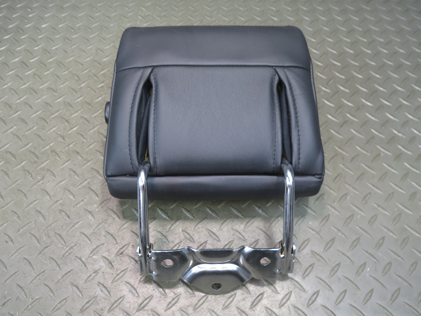 04-06 Lexus LS430 UCF30L Rear Left Right Center Leather Black Headrest Set OEM
