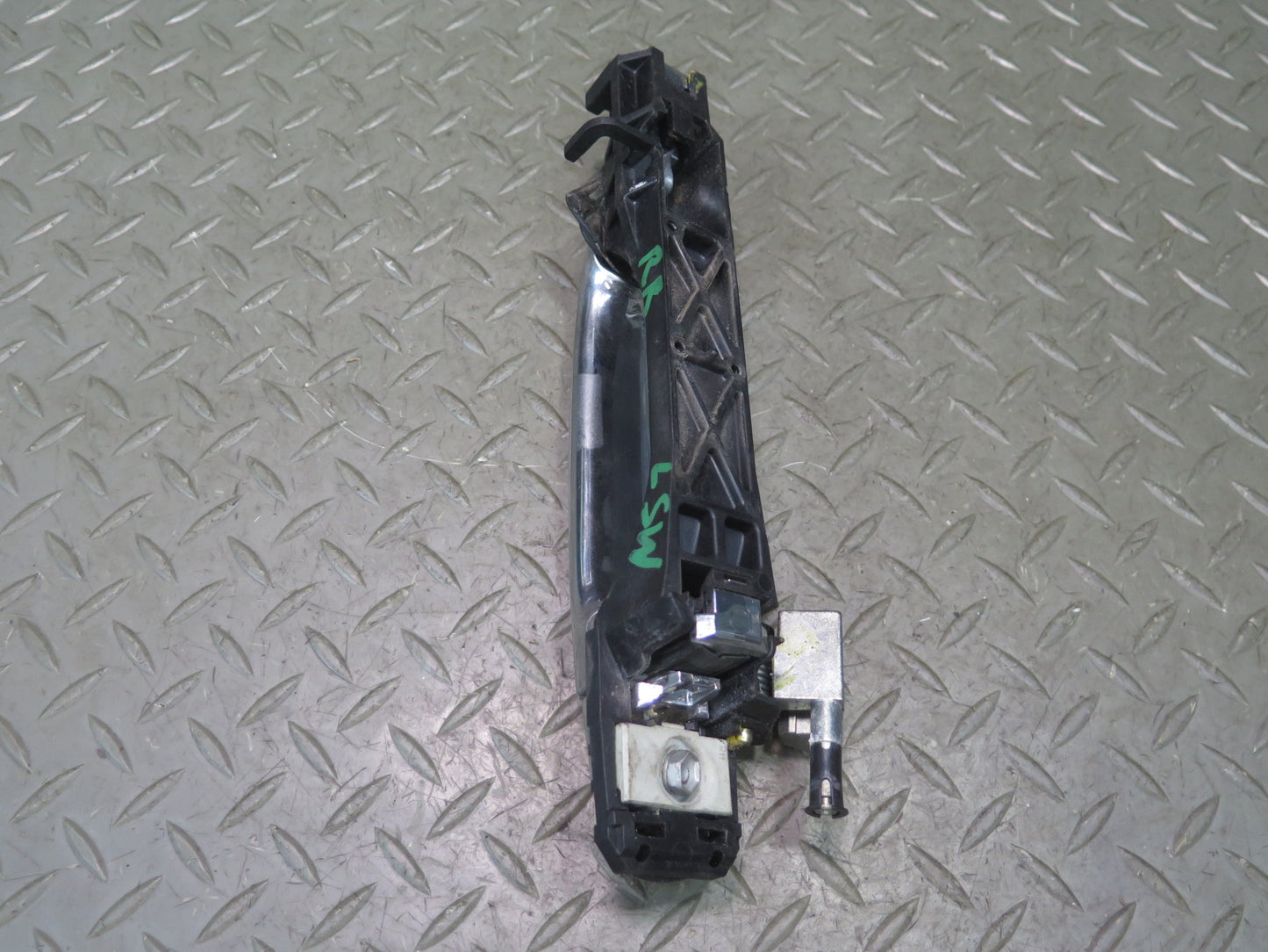 04-06 Lexus UCF30L LS430 Rear Left & Right Door Exterior Handle Set OEM