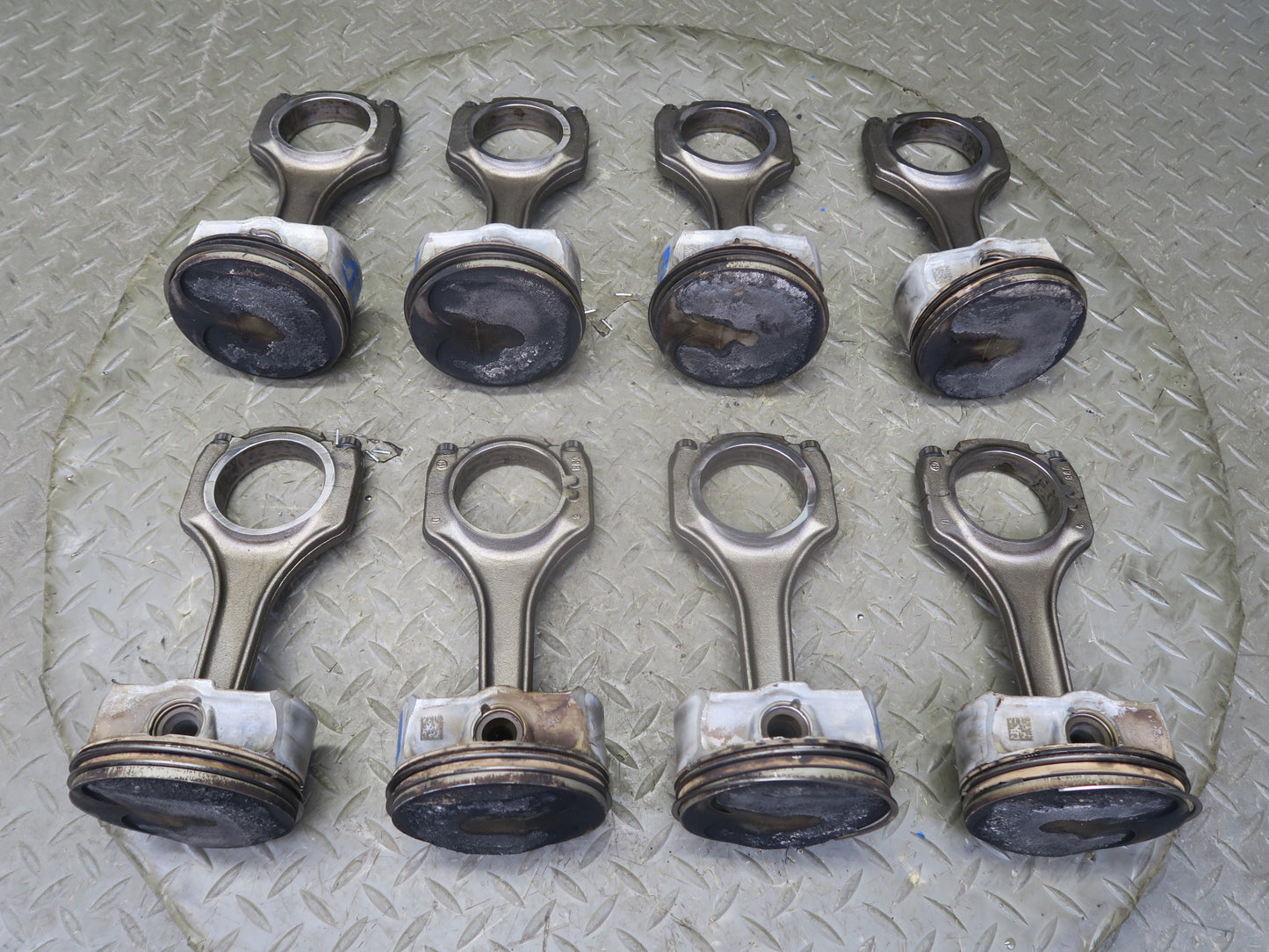 2008-2013 BMW E90 E92 E93 M3 S65 Engine Piston Connecting Rod Set of 8