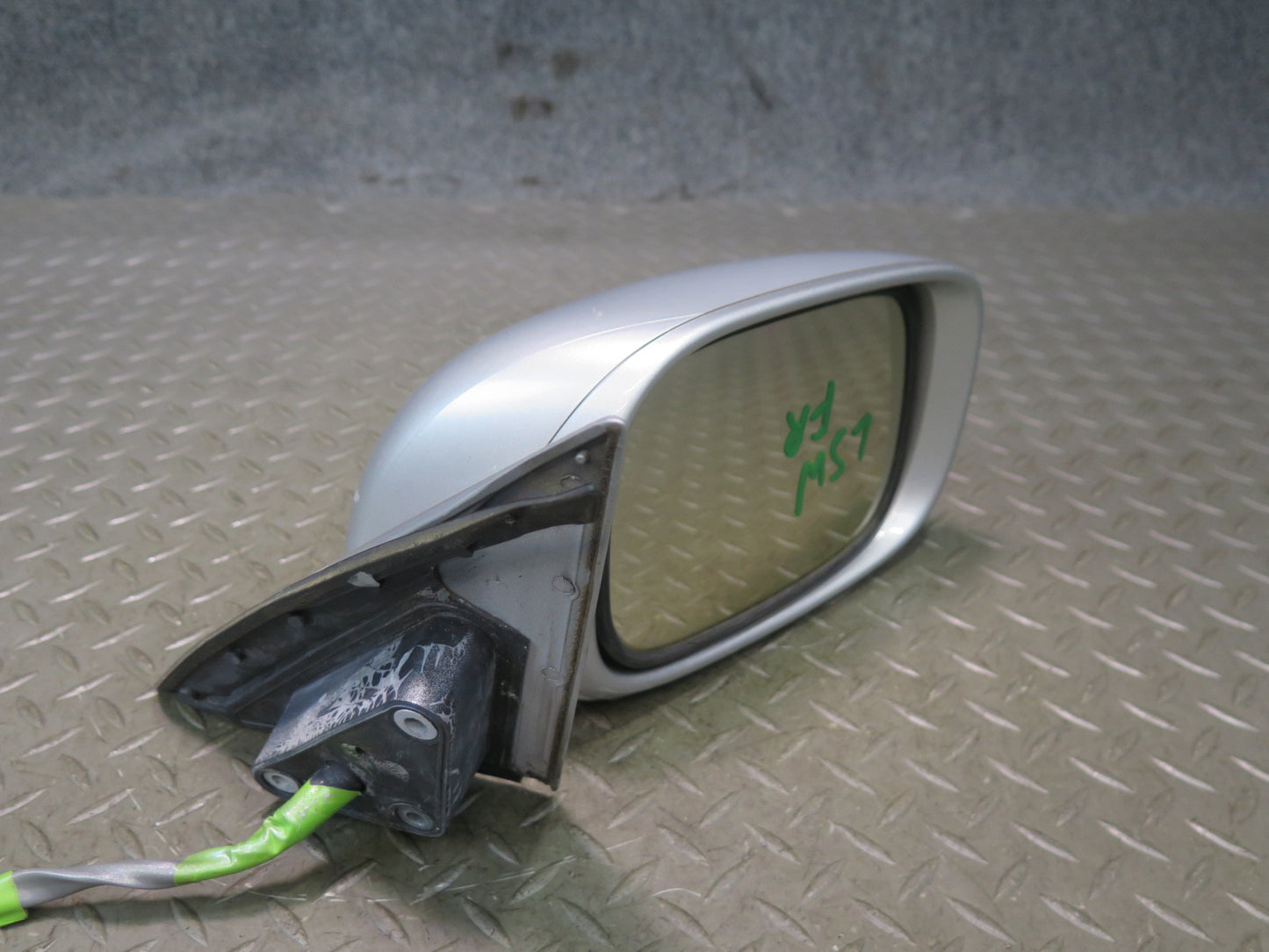 04-06 Lexus UCF30L LS430 Right Power Heated Fold Exterior Side View Mirror OEM