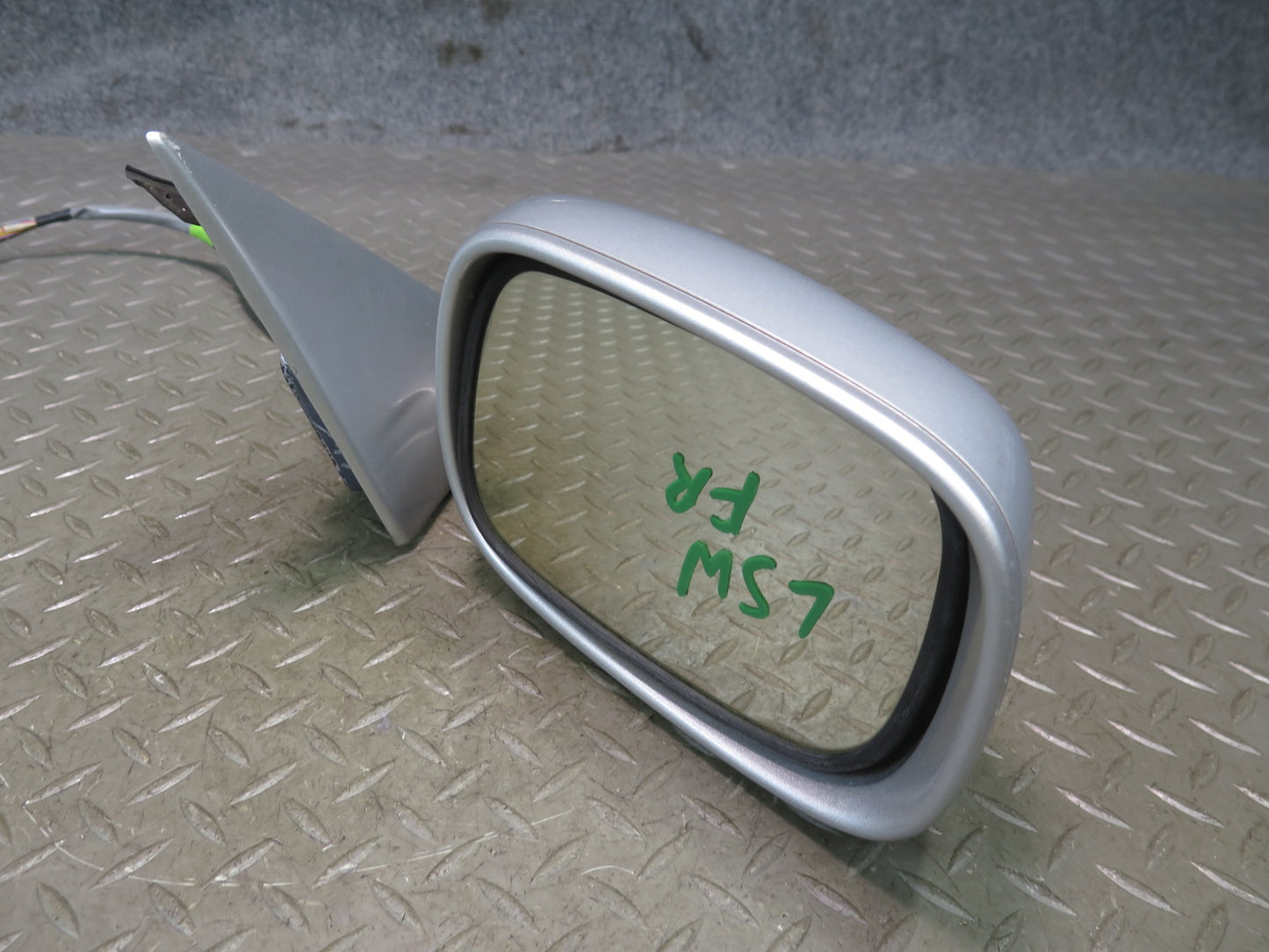04-06 Lexus UCF30L LS430 Right Power Heated Fold Exterior Side View Mirror OEM