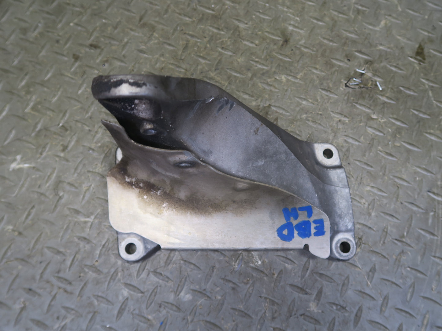 2008-2013 BMW E90 E92 E93 M3 S65 Engine Motor Mount Bracket Left Right Side Set