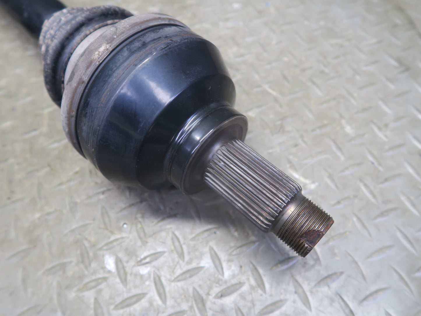2006-2007 BMW E63 E64 M6 Rear Left or Right Suspension Axle Shaft 2282668