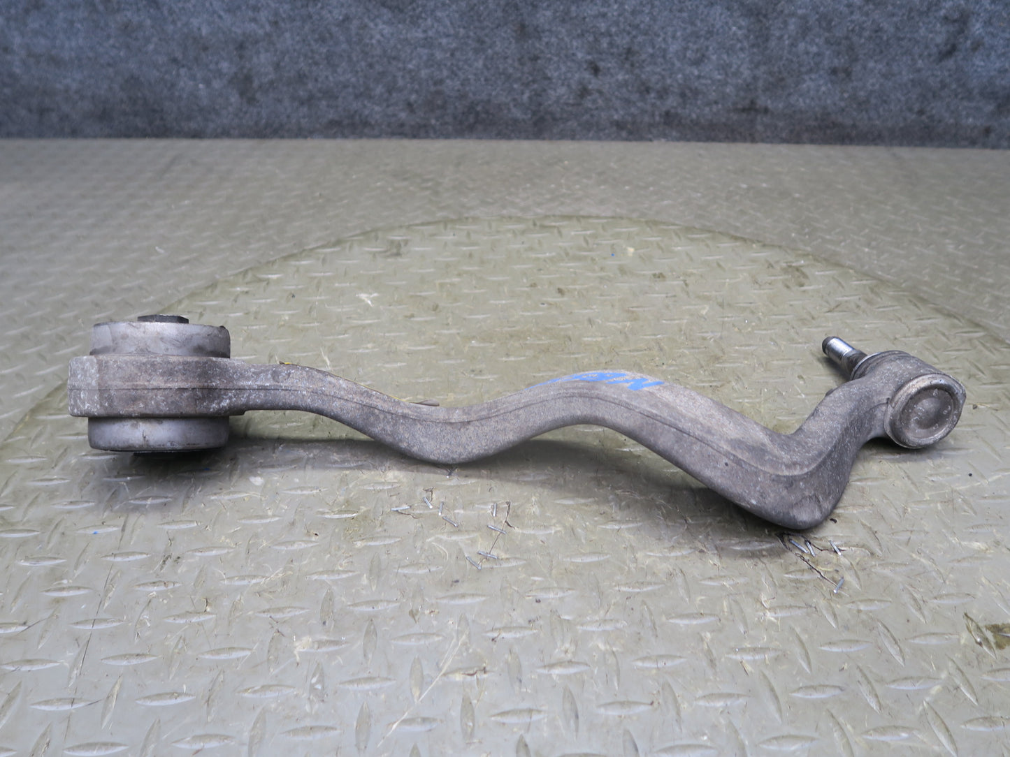 2006-2010 BMW E63 E64 M6 Front Right Suspension Lower Control Arm OEM