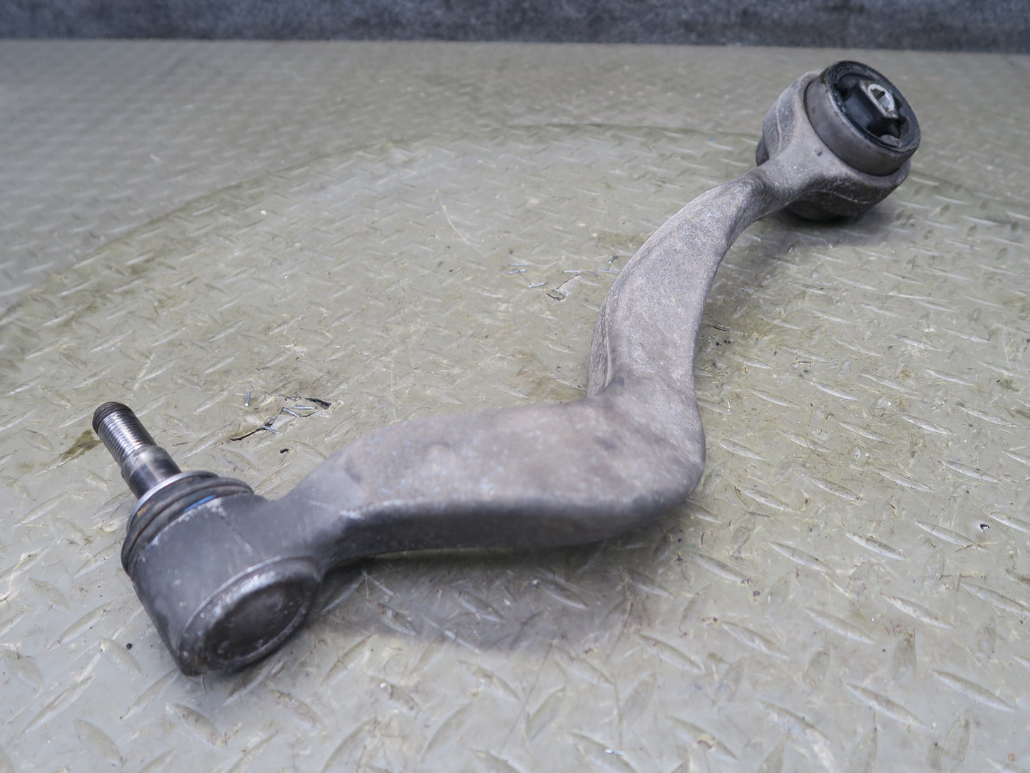 2006-2010 BMW E63 E64 M6 Front Right Suspension Lower Control Arm OEM