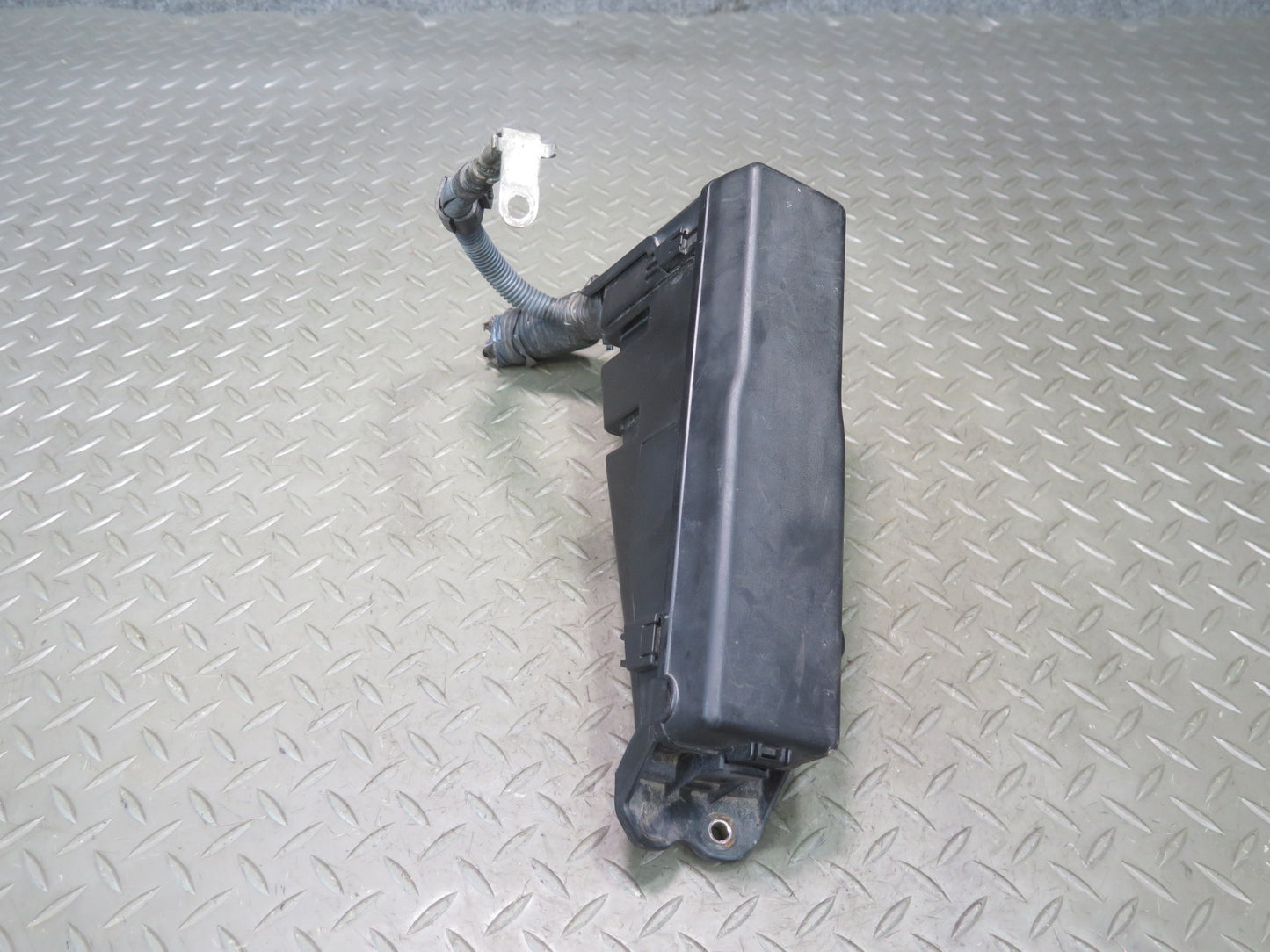 04-06 Lexus UCF30L LS430 Under Hood Junction Relay Fuse Box OEM