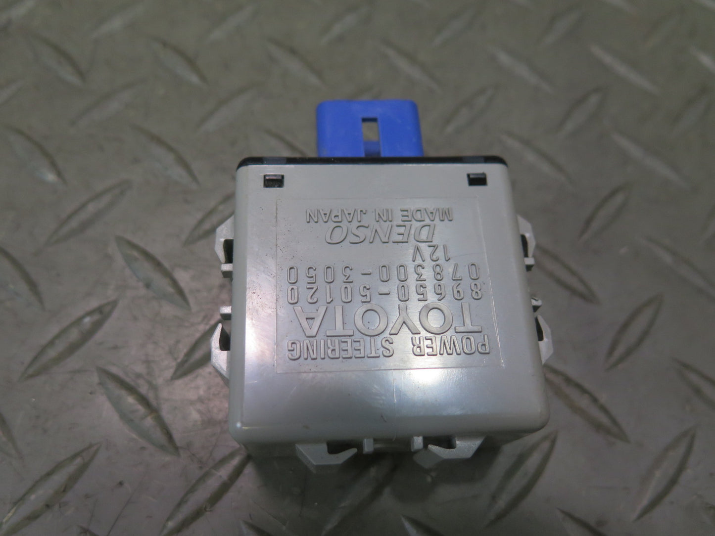 04-06 Lexus UCF30L LS430 Power Steering Control Module 89650-50120 OEM