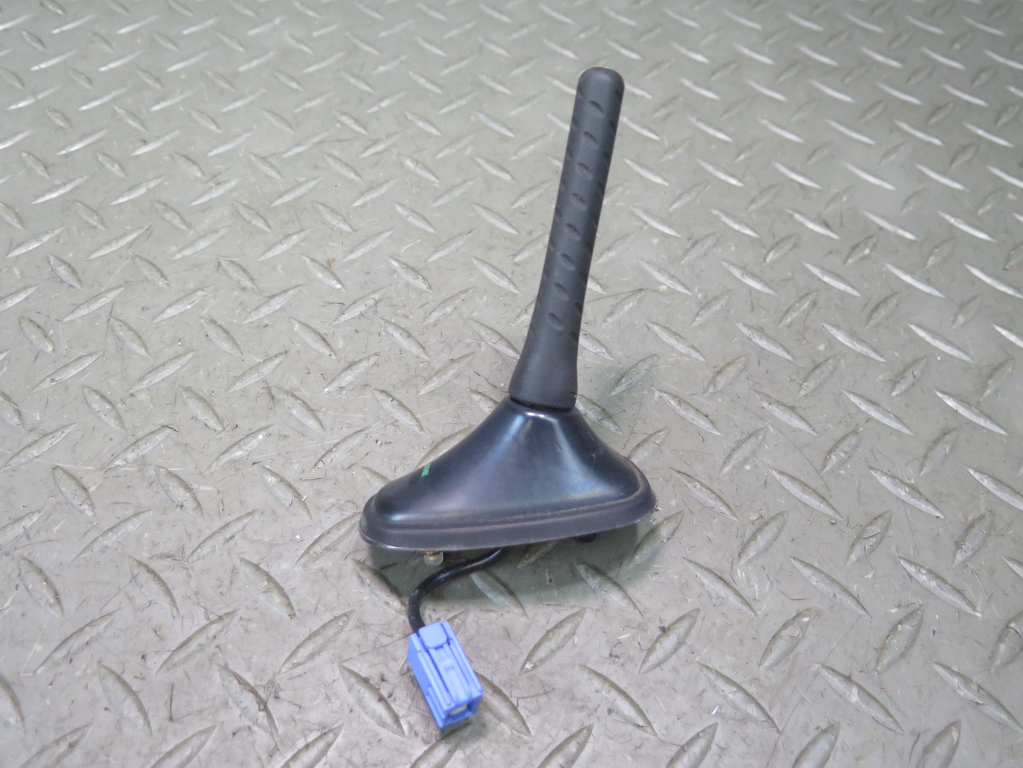 01-06 Lexus UCF30L LS430 Rear Roof Antenna OEM