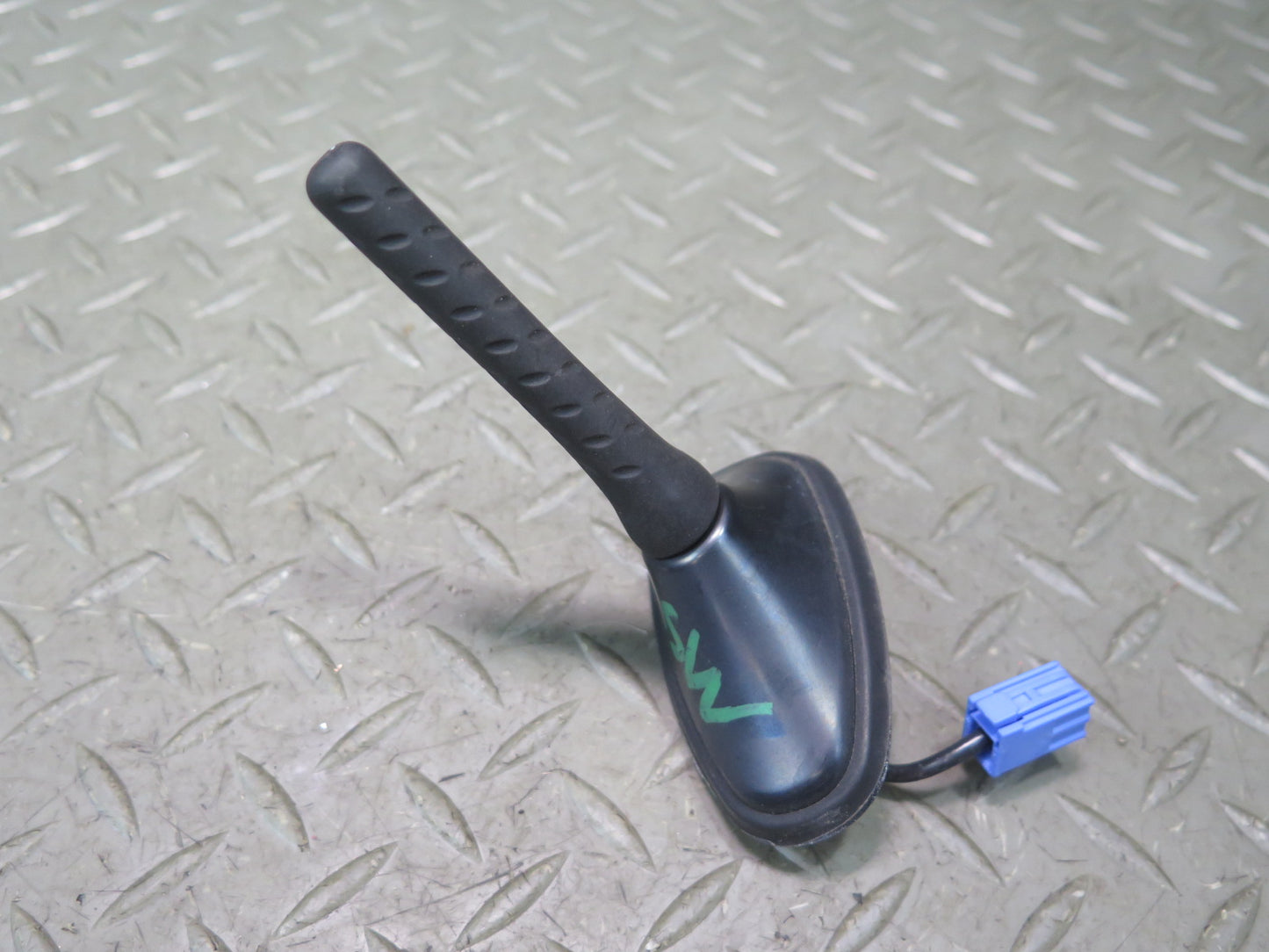 01-06 Lexus UCF30L LS430 Rear Roof Antenna OEM