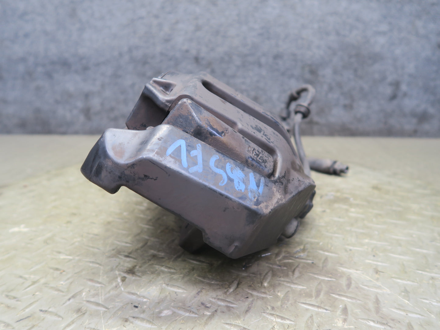 2006-2010 BMW E63 E64 M6 Set of 2 Front Left & Right Brake Caliper