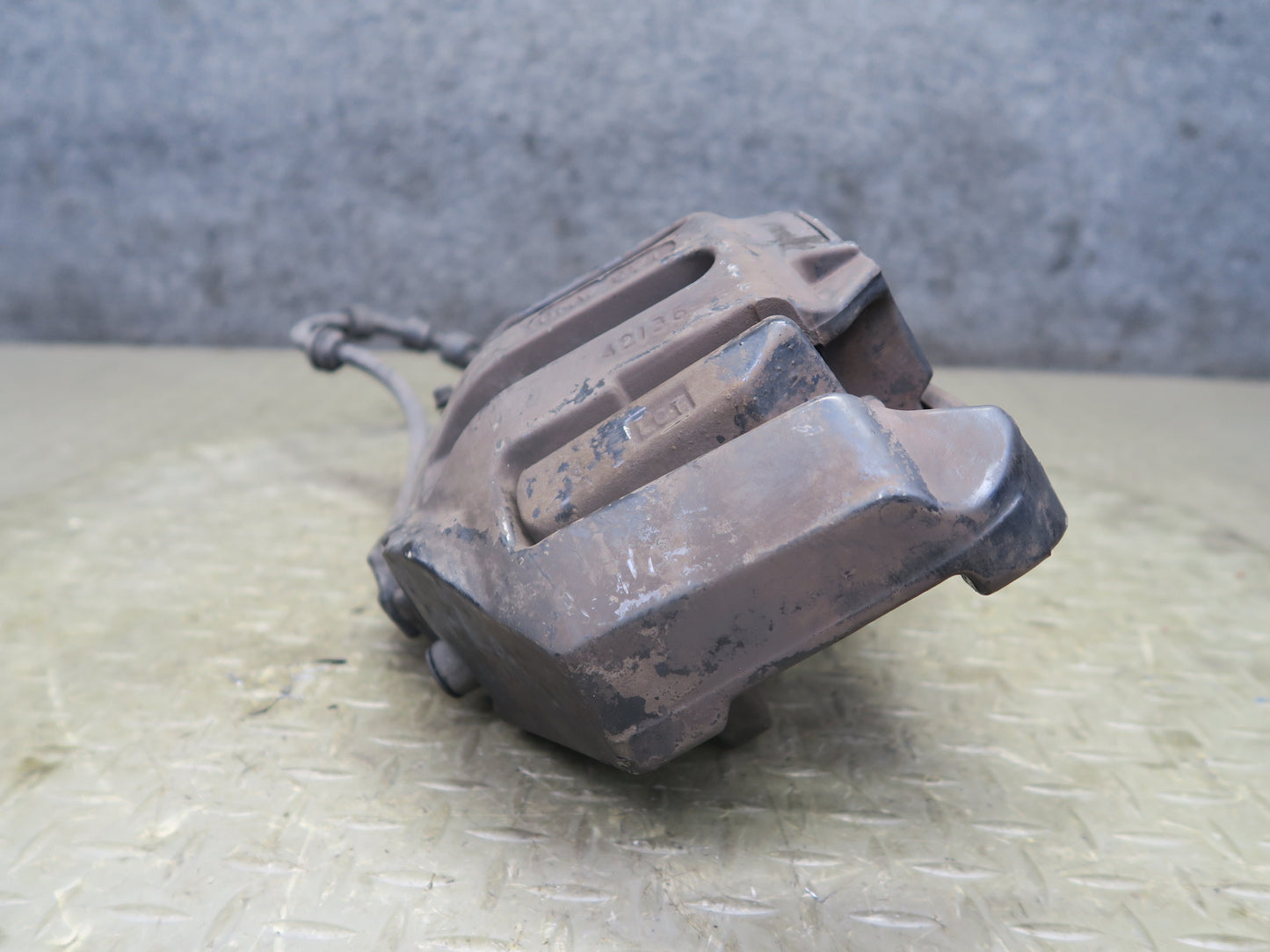 2006-2010 BMW E63 E64 M6 Set of 2 Front Left & Right Brake Caliper