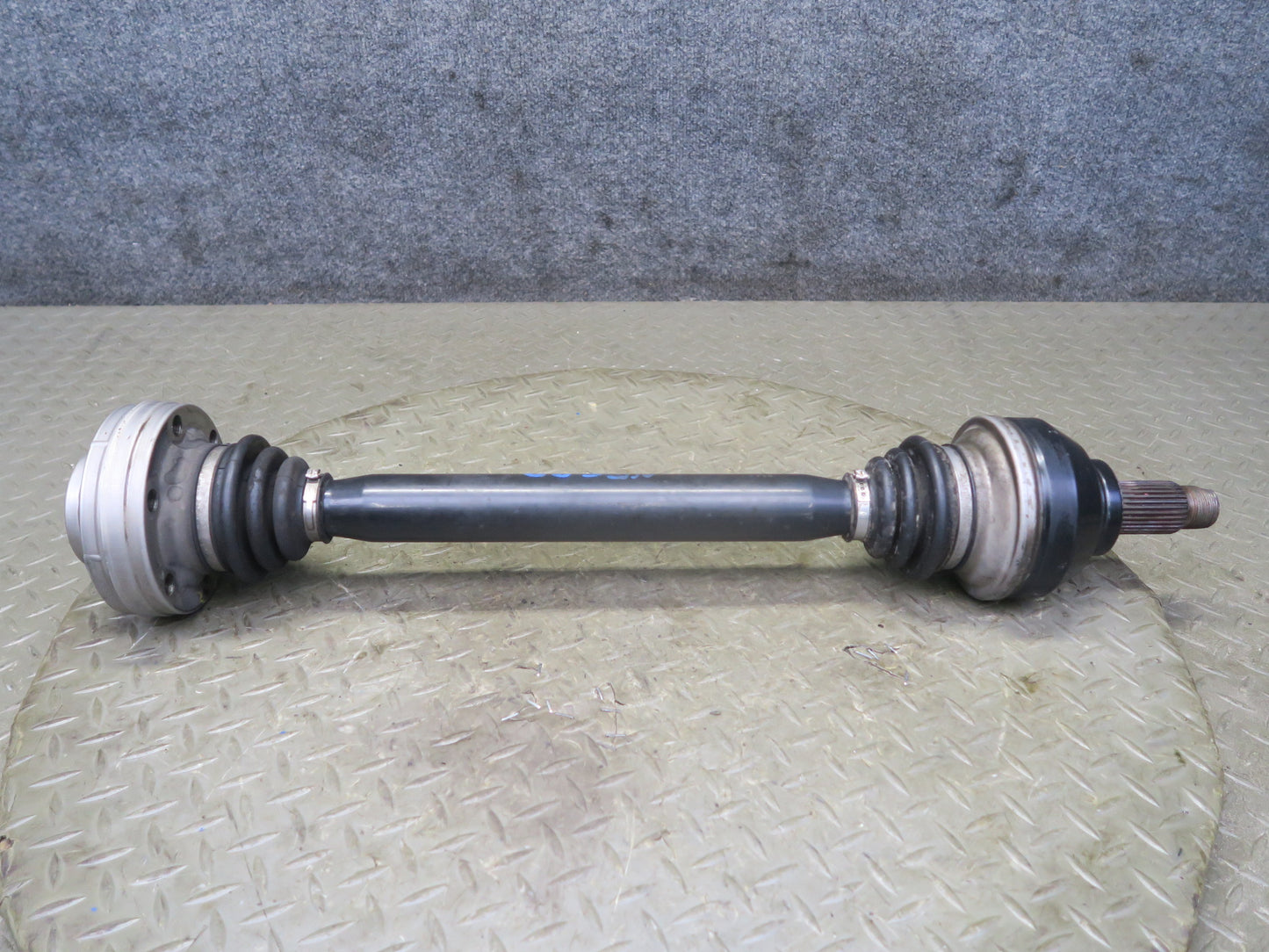 2006-2007 BMW E63 E64 M6 Rear Left or Right Suspension Axle Shaft 2282668