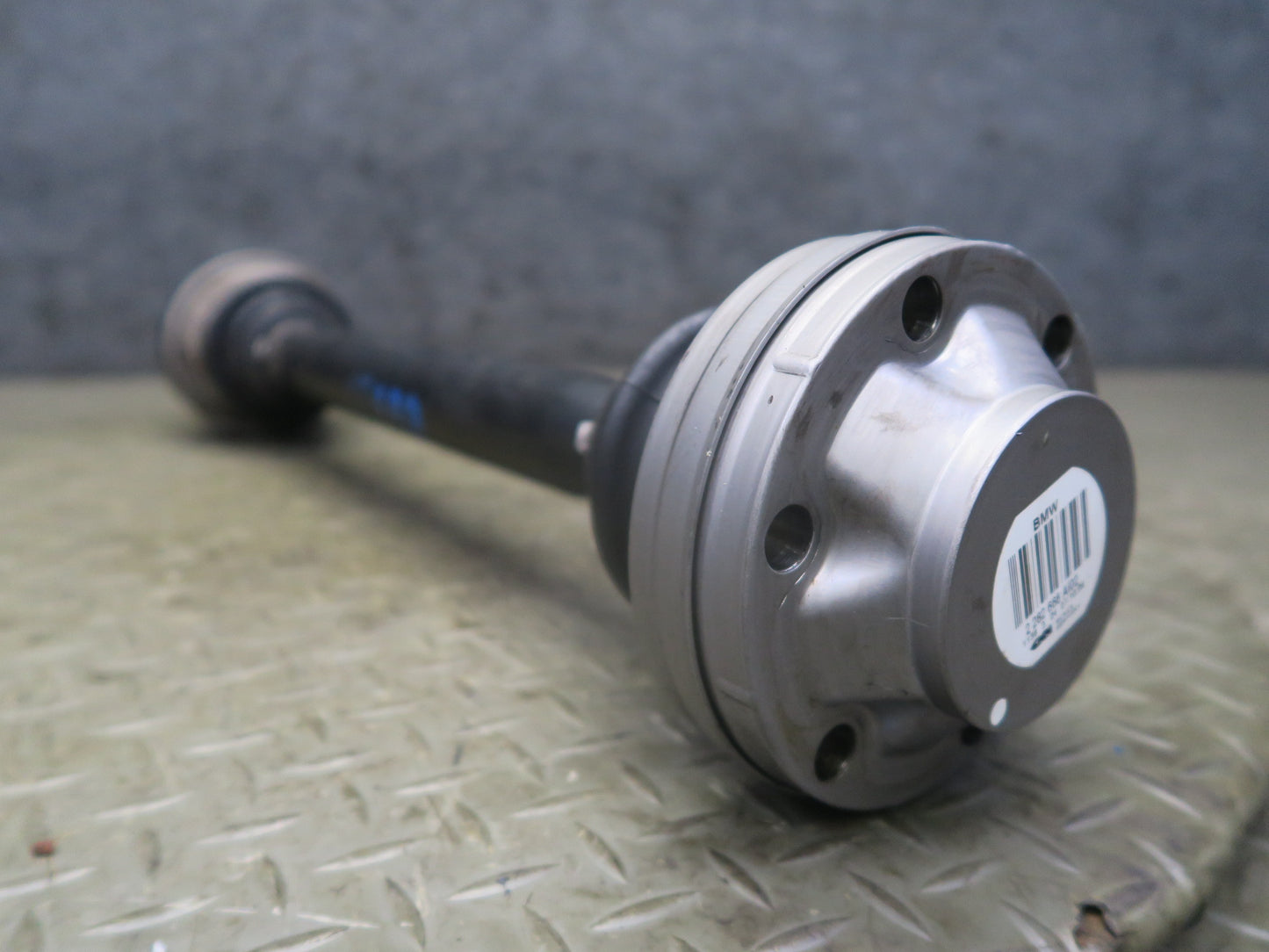 2006-2007 BMW E63 E64 M6 Rear Left or Right Suspension Axle Shaft 2282668