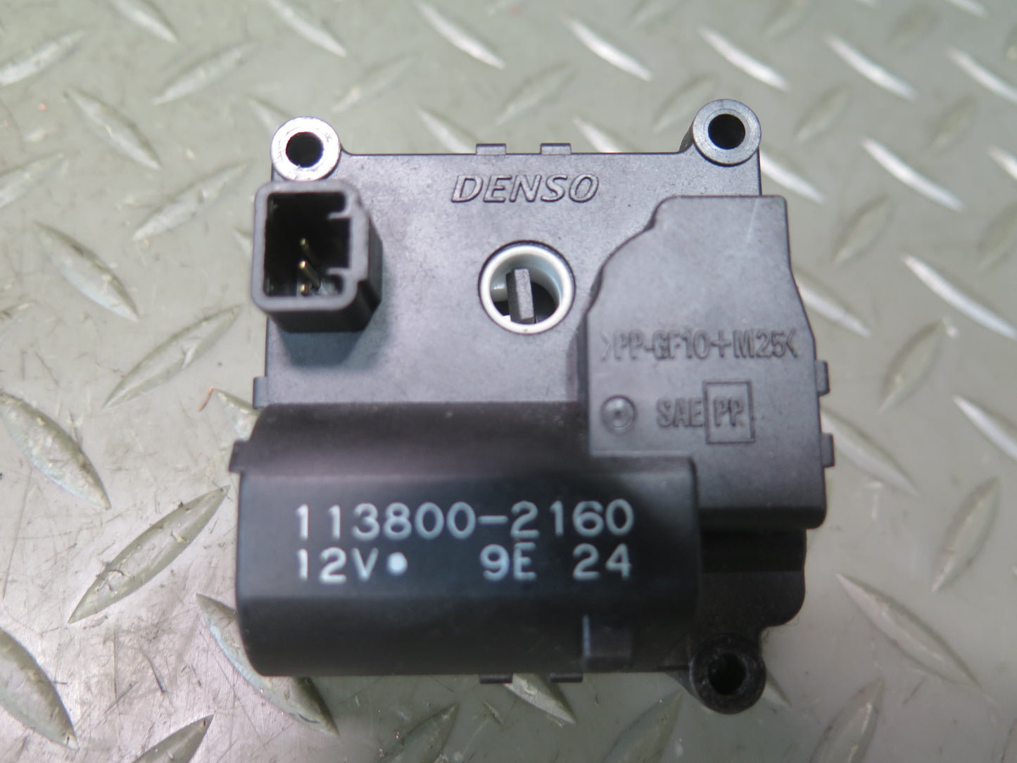 01-06 Lexus UCF30L LS430 Set of 4 A/C Heater Flap Door Actuator Motor OEM