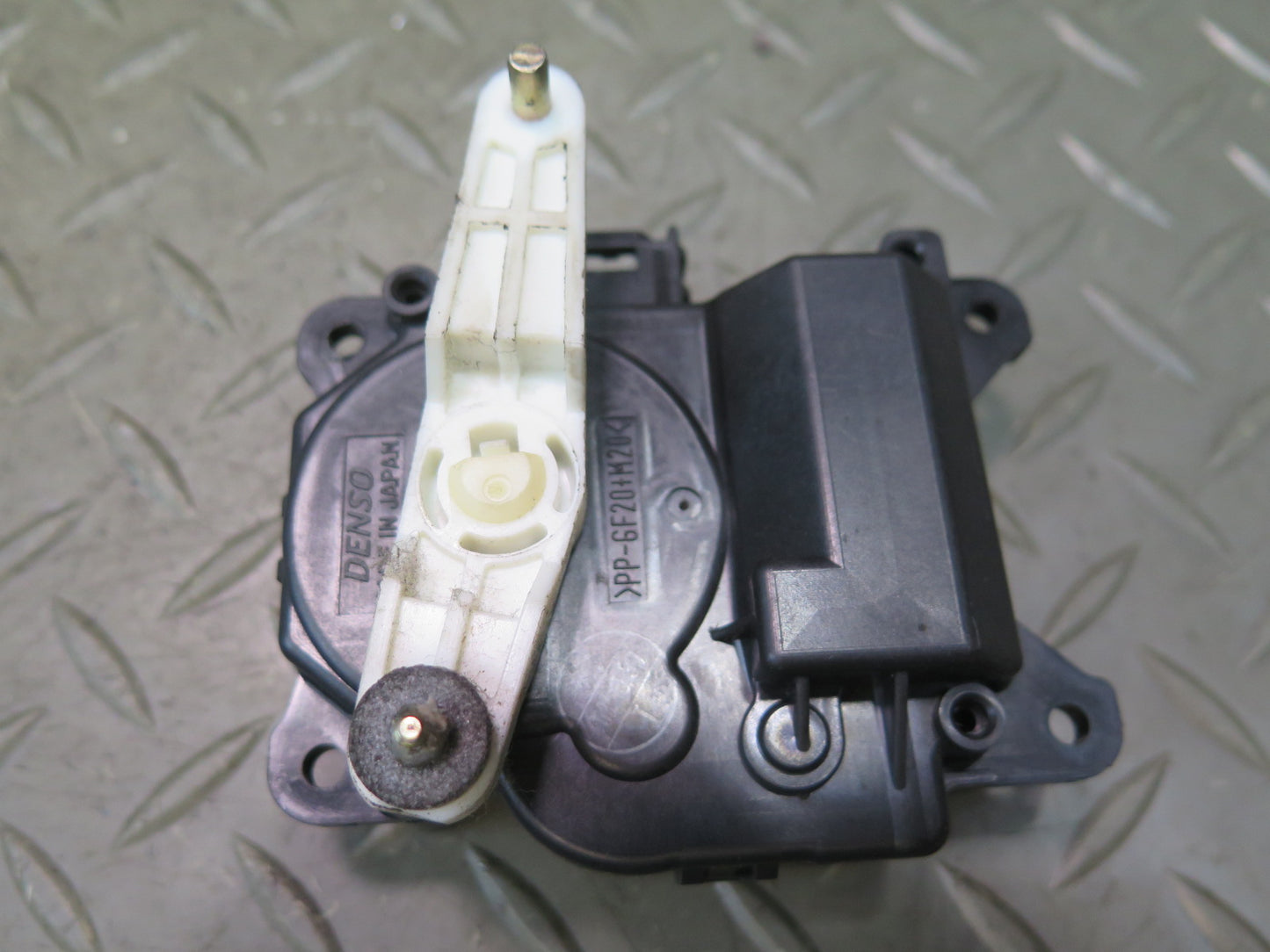 01-06 Lexus UCF30L LS430 Set of 4 A/C Heater Flap Door Actuator Motor OEM
