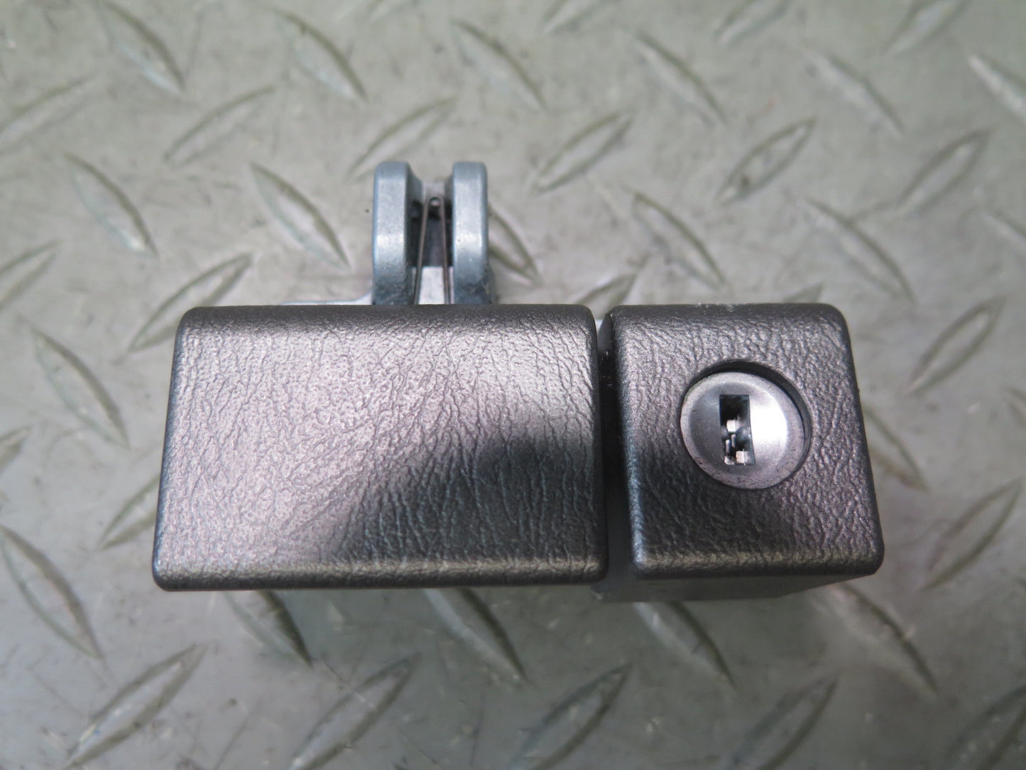 2004 Lexus UCF30L LS430 ECM ECU Module Ignition Glove Trunk Door Lock KEY Set
