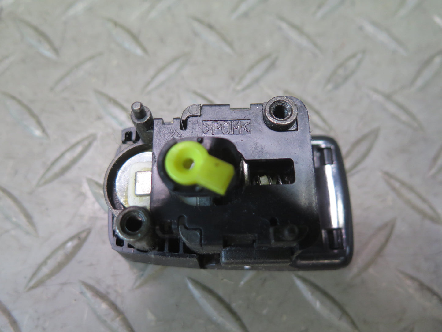 2004 Lexus UCF30L LS430 ECM ECU Module Ignition Glove Trunk Door Lock KEY Set