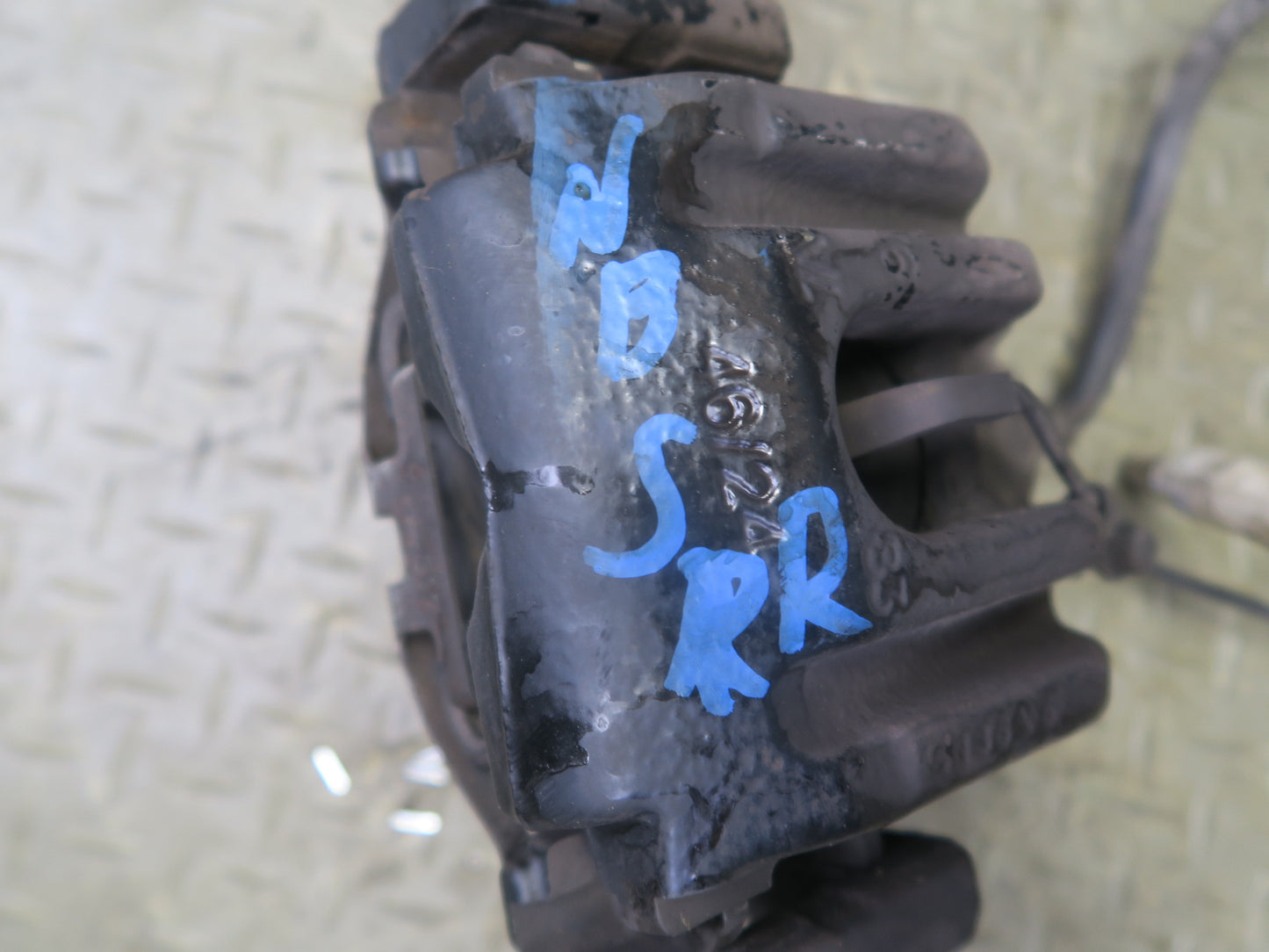 2006-2007 BMW E63 E64 M6 Rear Left & Right Brake Caliper Set of 2
