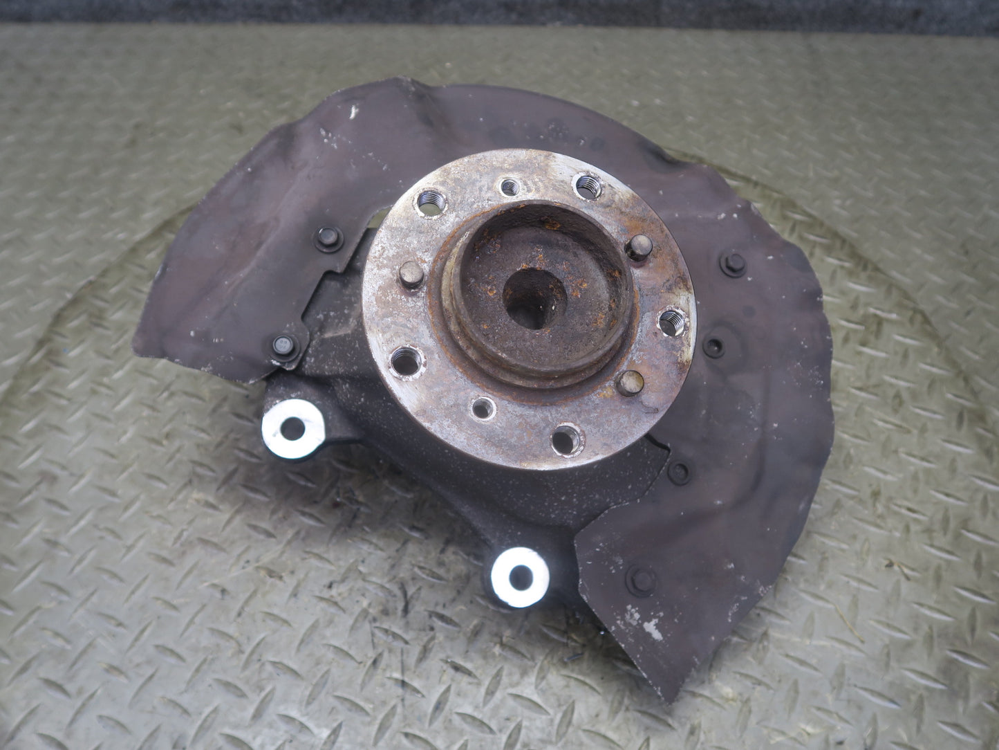 2006-2007 BMW E63 E64 M6 Front Right Spindle Knuckle Wheel Hub Bearing