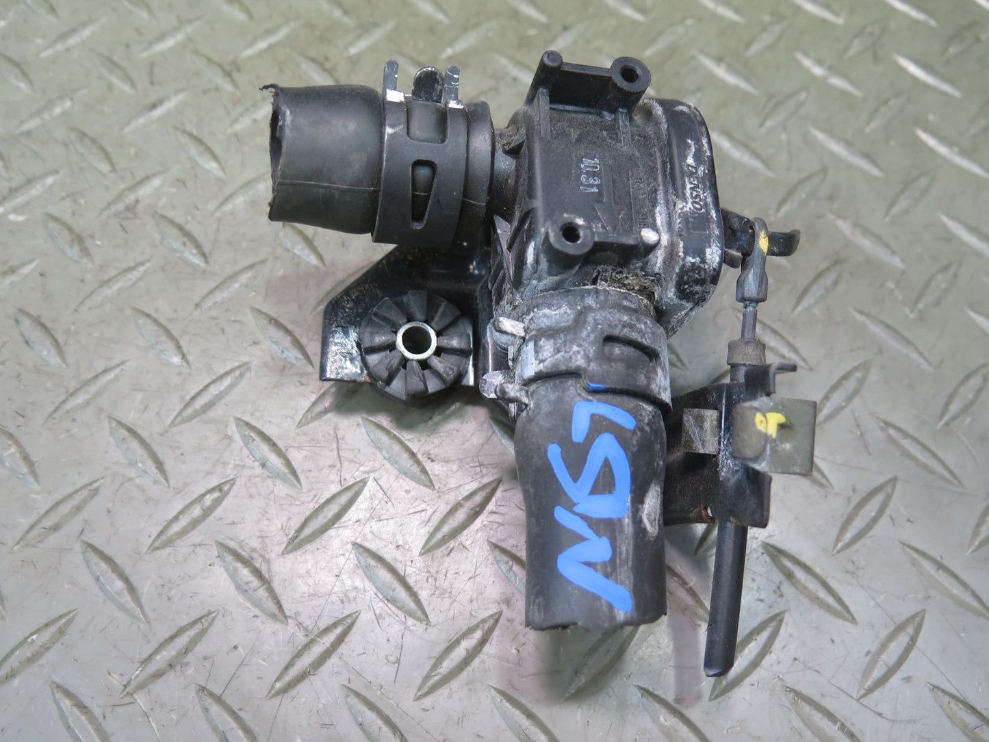01-06 Lexus UCF30L LS430 Hvac Heater Control Water Valve OEM