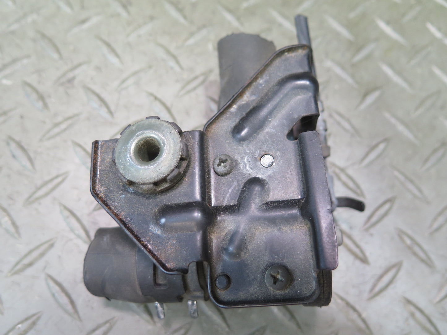01-06 Lexus UCF30L LS430 Hvac Heater Control Water Valve OEM
