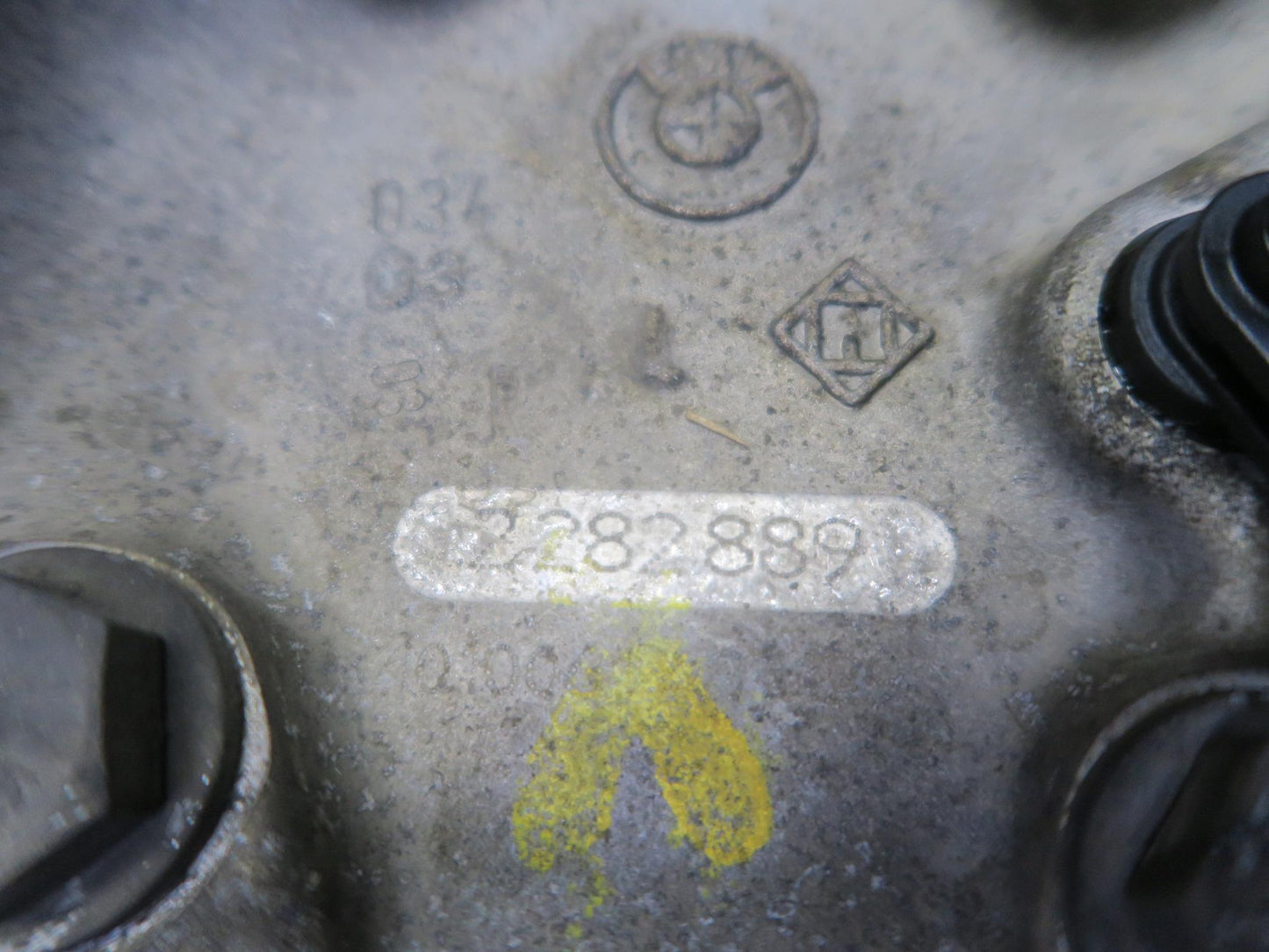 2006-2007 BMW E63 E64 M6 Front Left Spindle Knuckle Wheel Hub Bearing