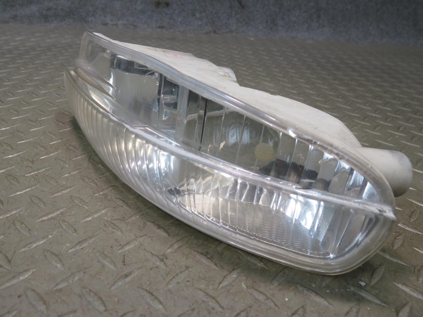 04-06 Lexus UCF30L LS430 Front Left Fog Light Lamp OEM