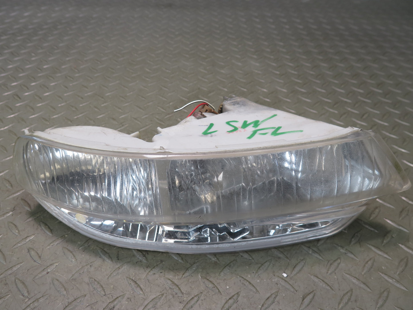 04-06 Lexus UCF30L LS430 Front Left Fog Light Lamp OEM