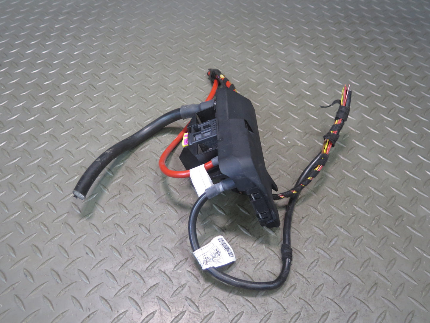 2015-2025 Porsche Macan Positive Battery Terminal Central Overload Protection
