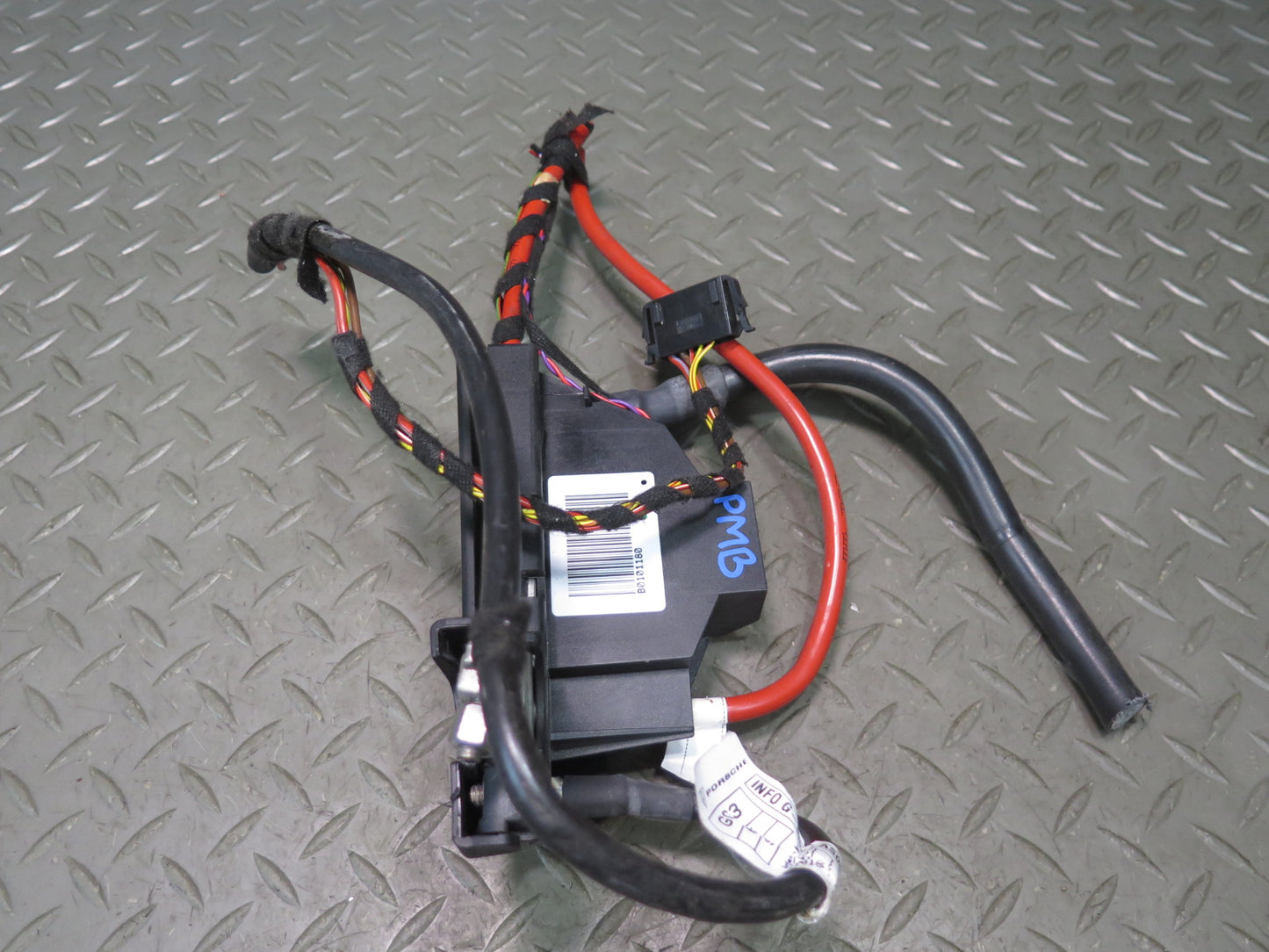 2015-2025 Porsche Macan Positive Battery Terminal Central Overload Protection