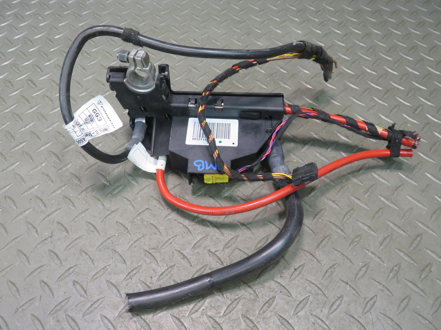 2015-2025 Porsche Macan Positive Battery Terminal Central Overload Protection