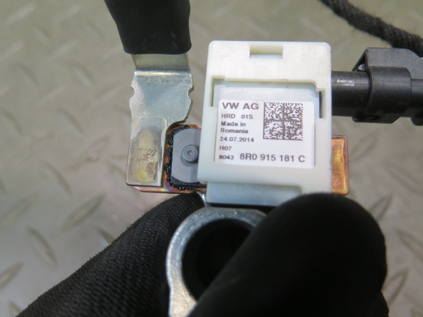 2015-2018 Porsche Macan Battery Terminal Negative Ground Cable 8R0915181C