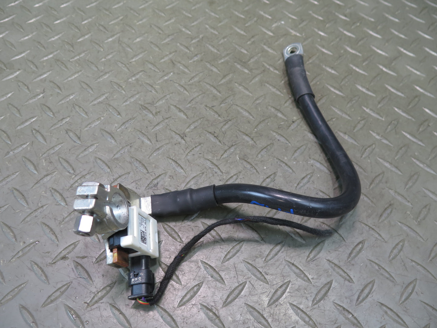 2015-2018 Porsche Macan Battery Terminal Negative Ground Cable 8R0915181C