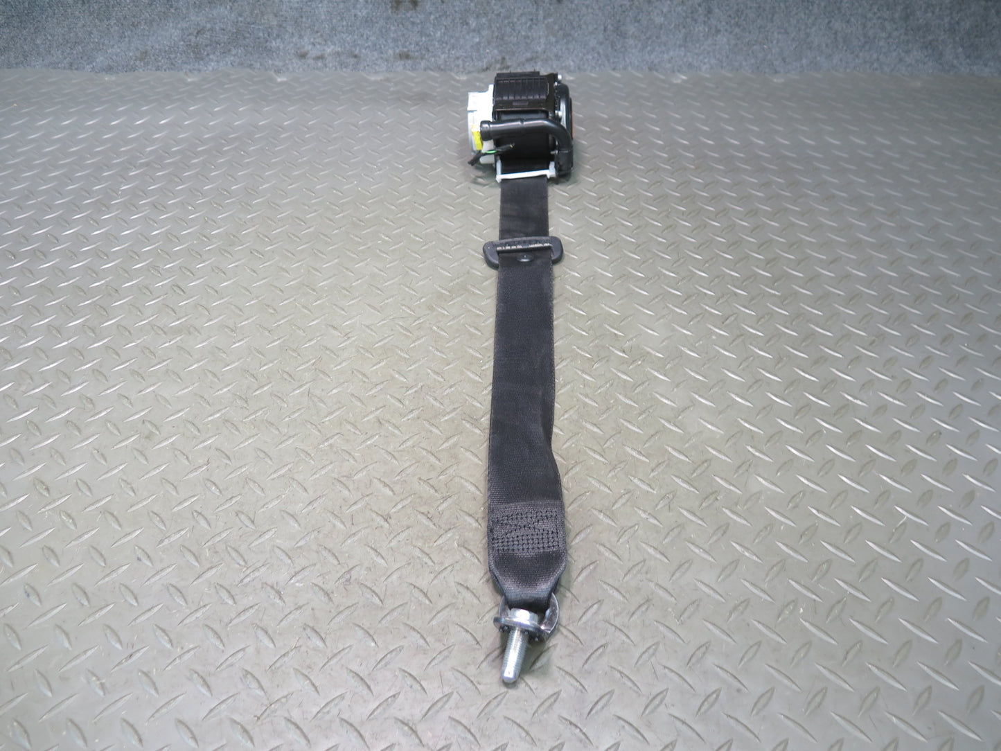 15-18 PORSCHE MACAN REAR RIGHT & LEFT SIDE SEATBELT RETRACTOR SET OEM