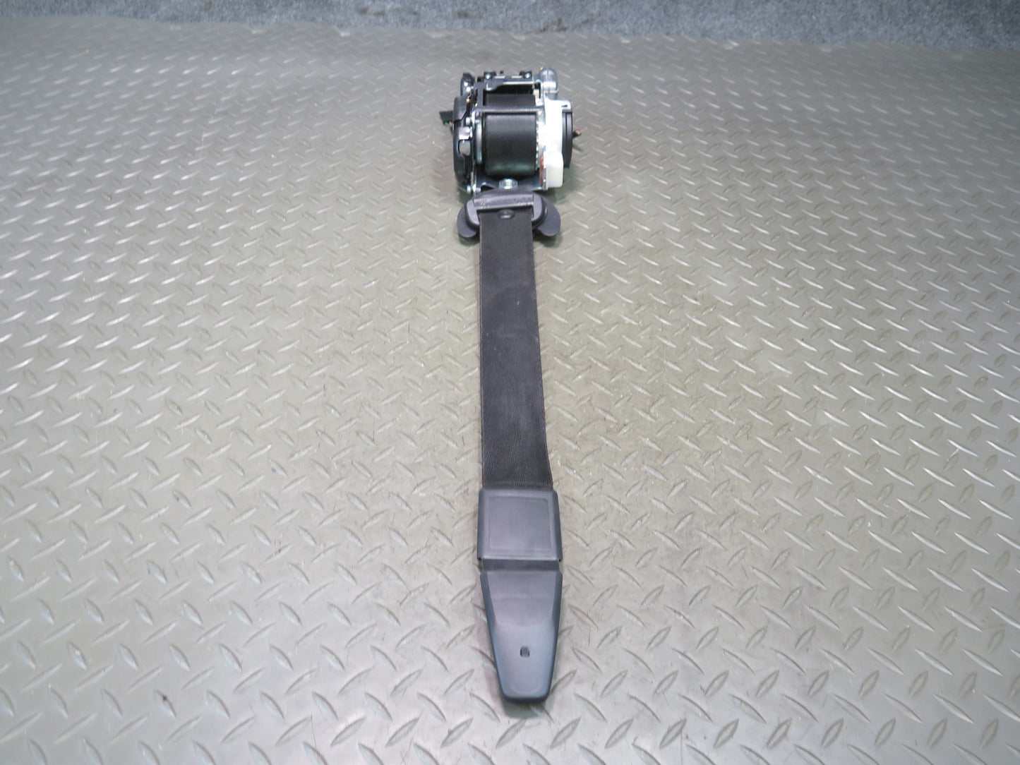 15-18 PORSCHE MACAN FRONT RIGHT & LEFT SIDE SEATBELT RETRACTOR SET OEM