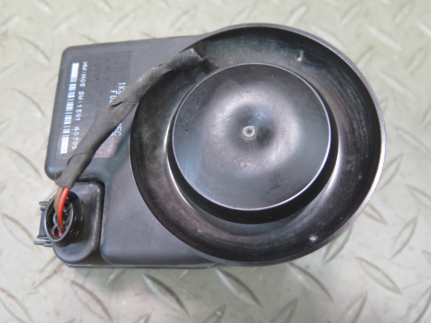 2015-2018 Porsche Macan Anti Theft Alarm Horn Siren 1K0951605C