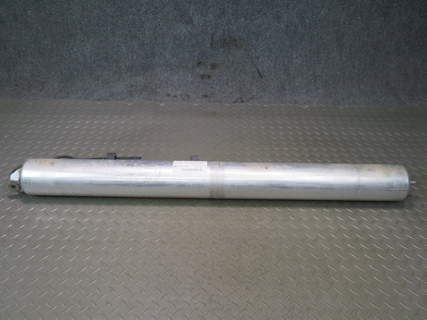 2015-2025 Porsche Macan Air Suspension Self Leveling Accumulator Tank 95B616201A