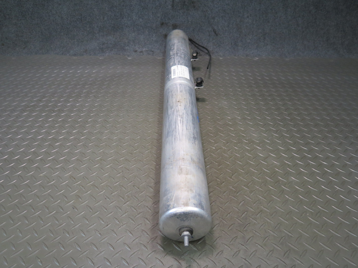 2015-2025 Porsche Macan Air Suspension Self Leveling Accumulator Tank 95B616201A