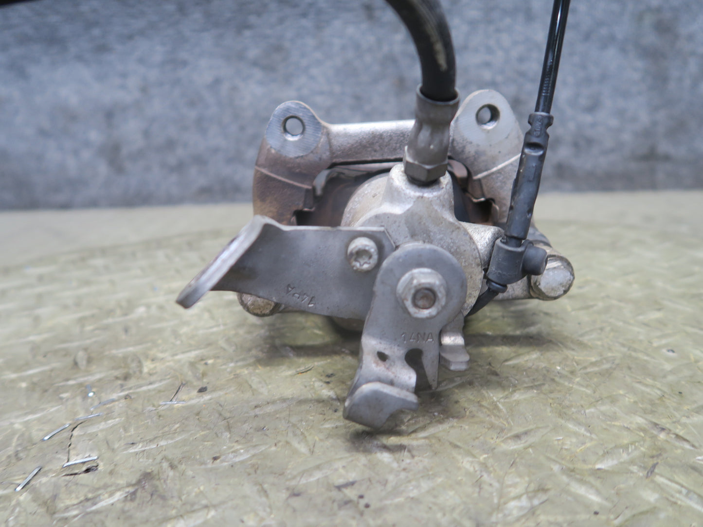07-13 Mini R55 R56 R58 R59 R57 Set of 2 Rear Left & Right Brake Caliper 104K OEM