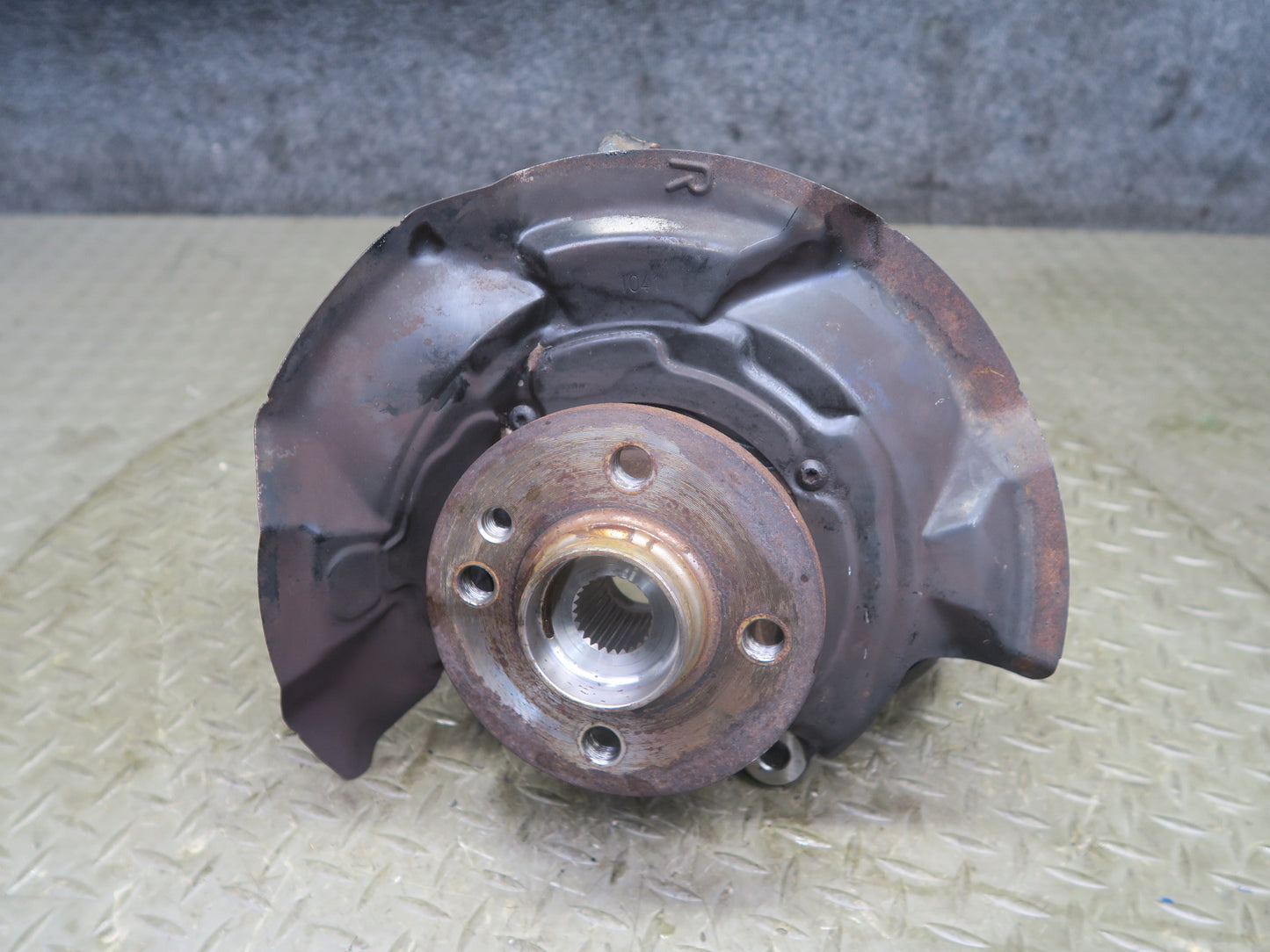 07-13 Mini R55 R56 R58 R59 R57 Front Right Spindle Knuckle Wheel Hub Bearing OEM