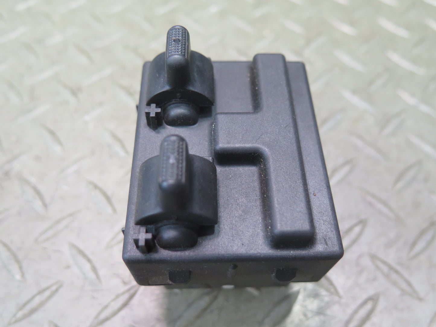 07-10 Jeep Wrangler JK 2-DOOR Left Master Power Window Switch 04602675AA OEM