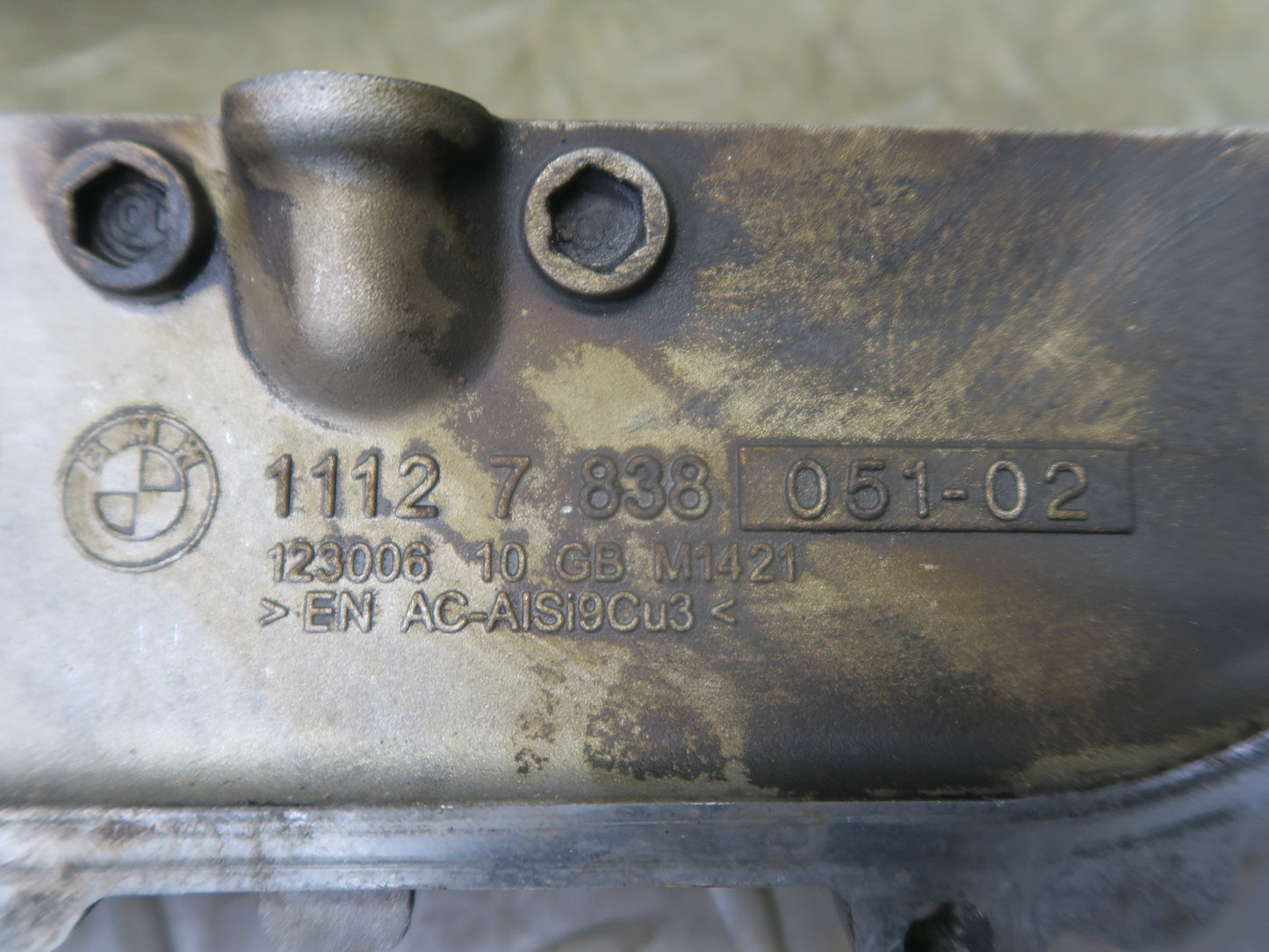 2008-2013 BMW E90 E92 E93 M3 S65 Engine Right 1-4 Cylinder Head Timing Cover